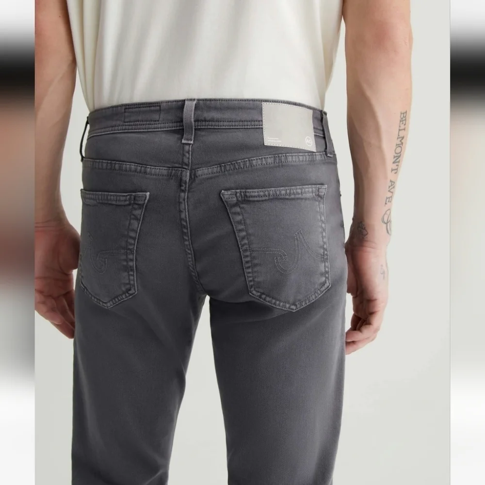 AG Trellis Modern Slim Vapor Wash Smooth Slate NWT